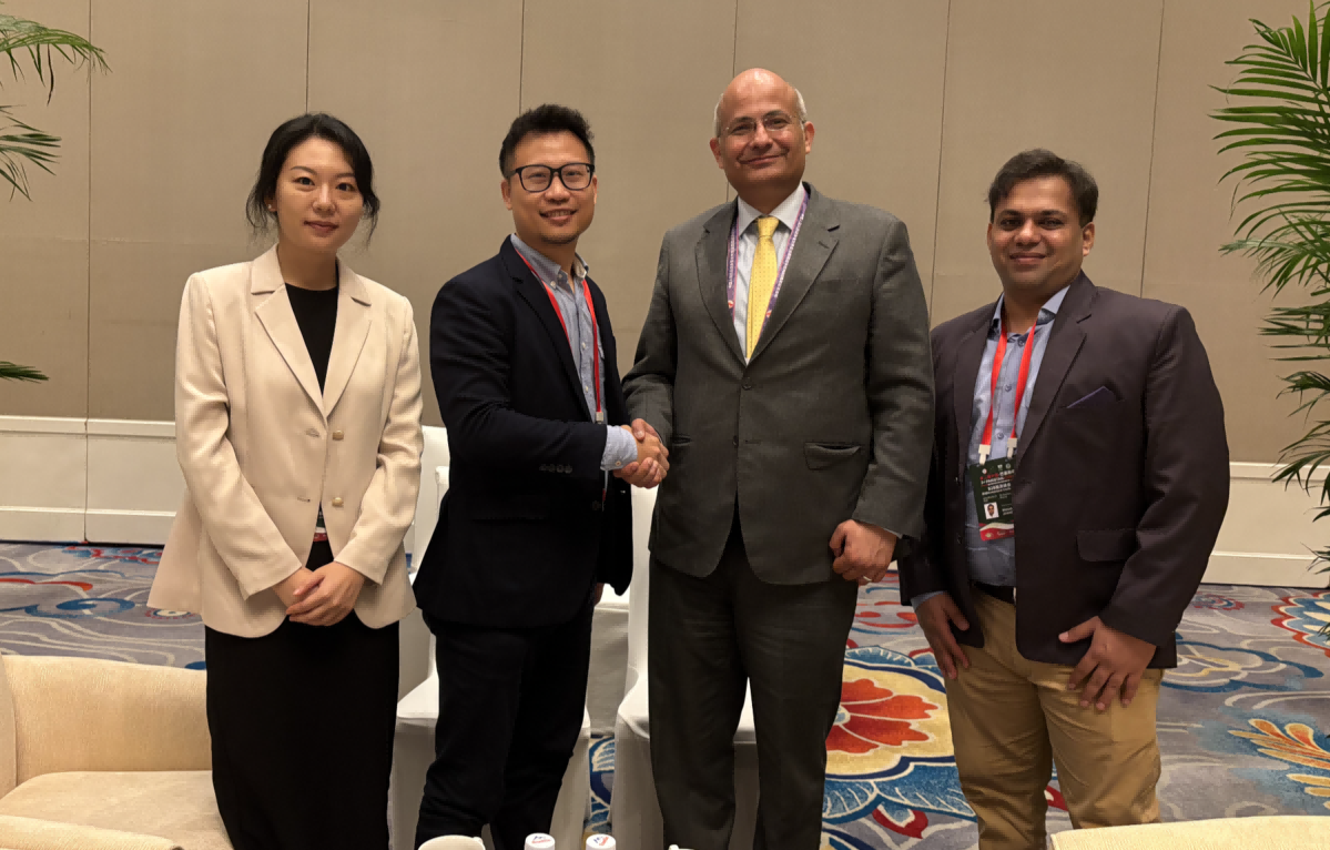 Descriptive Alt Text